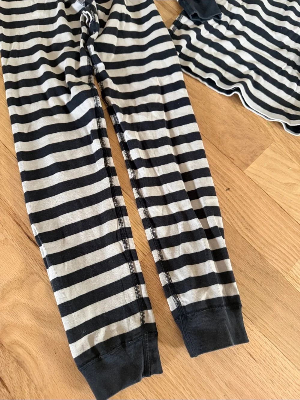 Hanna Andersson Black/Gray Striped Star Wars Darth Vader Pajama Set Sz 10
